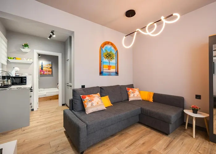 Flats With Style Apartment