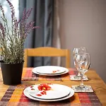 Flats With Style Apartment Warna